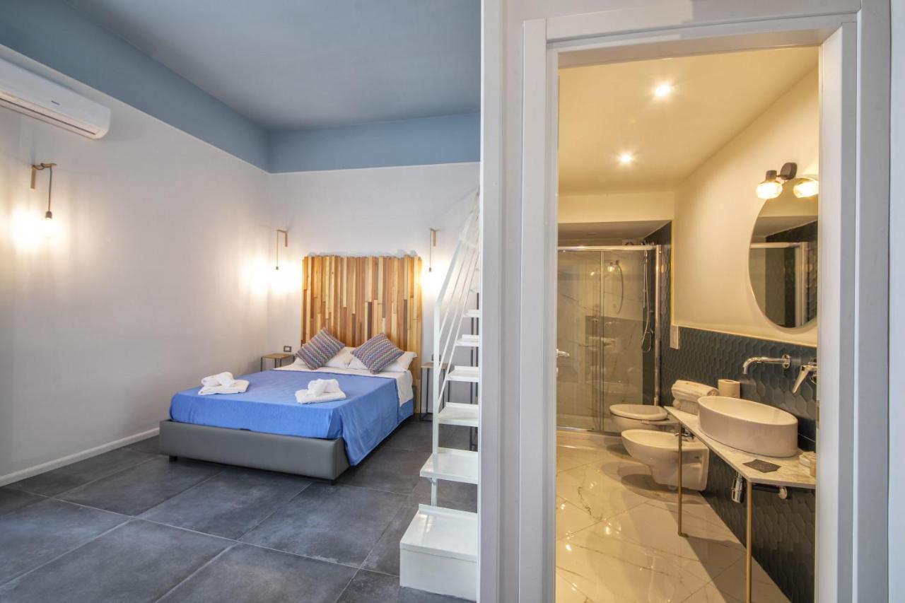 Be Italian Flat Duomo 319 Bed & Breakfast Napoli Exterior foto