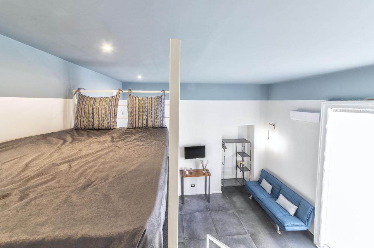 Be Italian Flat Duomo 319 Bed & Breakfast Napoli Exterior foto