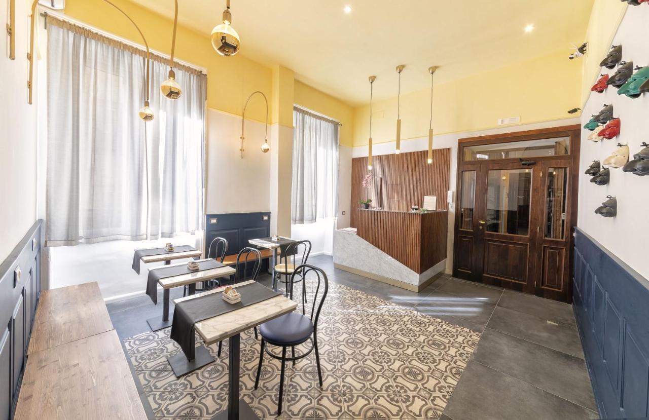 Be Italian Flat Duomo 319 Bed & Breakfast Napoli Exterior foto